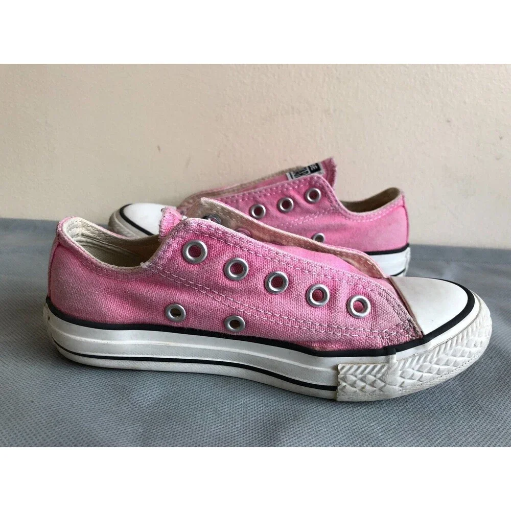 Converse All Star Low Tops pink Canvas casual shoes - Size US 12 Youth EUR 29